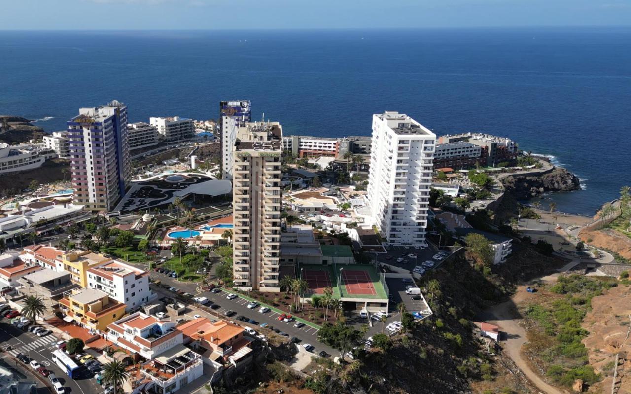 Modern 2-bedroom With Stunning View Apartment *